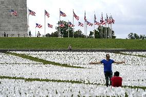 Nancy Pelosi commemorates COVID-19 victims - Washington