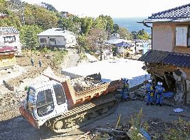 Search operation after huge mudslide in Atami, Japan