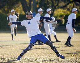 Baseball: Ichiro as temporary high school team instructor