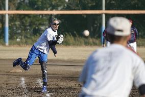 Baseball: Ichiro as temporary high school team instructor