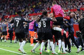 Sevilla CF V LOSC Lille Métropole: Group G - UEFA Champions League