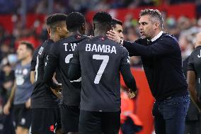 Sevilla CF V LOSC Lille Métropole: Group G - UEFA Champions League