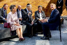 Dutch King unveils Holocaust name monument - Amsterdam