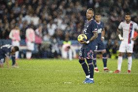 Ligue 1 - Paris Saint Germain v Olympique Lyonnais