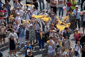 Pope Francis During Weekly Angelus Prayer - Vatican
