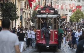Delta plus prevails in Turkey, exacerbates COVID-19 cases - Istanbul