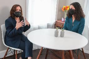 ★DC: Vice President Kamala Harris visits home of Jamie Smith to discuss the Build Back Better Agenda for parents and working fa