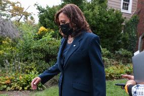 ★DC: Vice President Kamala Harris visits home of Jamie Smith to discuss the Build Back Better Agenda for parents and working fa