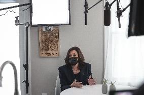 ★DC: Vice President Kamala Harris visits home of Jamie Smith to discuss the Build Back Better Agenda for parents and working fa