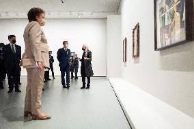 President Macron Visit To Morozov Collection, Icons Of Modern Art Exhibition - Paris