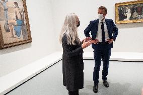 President Macron Visit To Morozov Collection, Icons Of Modern Art Exhibition - Paris