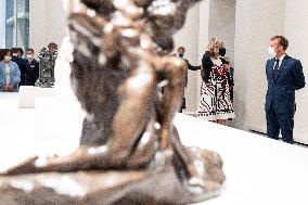 President Macron Visit To Morozov Collection, Icons Of Modern Art Exhibition - Paris