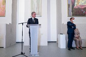 President Macron Visit To Morozov Collection, Icons Of Modern Art Exhibition - Paris