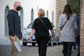 Security Outside The Vatican