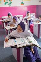 Afghan girl students in Kabul