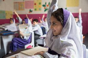 Afghan girl students in Kabul