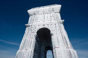 Christo's Arc De Triomphe Art Project - Paris