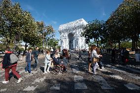 Christo's Arc De Triomphe Art Project - Paris