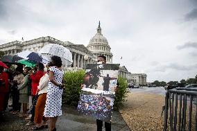 Press conference on the treatment of of Haitians at Texas border