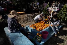 MEXICO-DAY-OF-DEAD