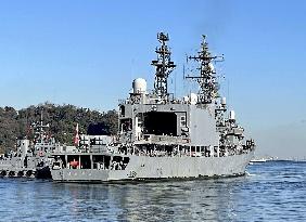 Destroyer Yugiri returns from antipiracy operations