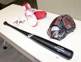 Baseball: Shohei Ohtani's equipment