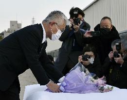 20th anniversary of cave-in at western Japan beach