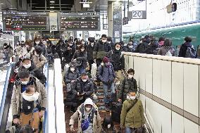 Return rush after New Year holidays in Japan