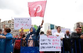 Anti-Vax Protest - Izmir