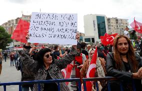 Anti-Vax Protest - Izmir