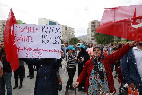 Anti-Vax Protest - Izmir