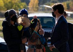 Trudeau Visits First Nation To Apologise - Canada