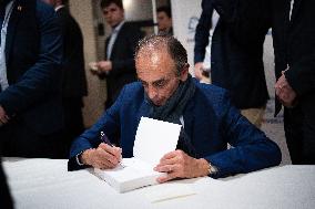 Eric Zemmour promote his new book - Versailles