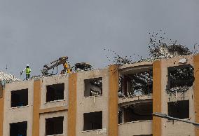 Remove The Rubbles Of Al-Jawhara Tower - Gaza