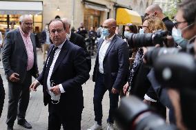 Francois Hollande Promotes His New Book - Bordeaux