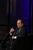 Francois Hollande Promotes His New Book - Bordeaux