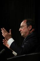 Francois Hollande Promotes His New Book - Bordeaux