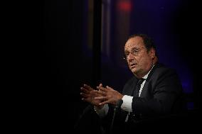 Francois Hollande Promotes His New Book - Bordeaux