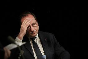 Francois Hollande Promotes His New Book - Bordeaux