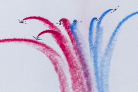 Demo of Patrouille de France in Salon de Provence Air Force base