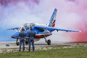 Demo of Patrouille de France in Salon de Provence Air Force base