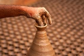 Indian Potter Makes Earthen Lamps for Diwali festival in Ajmer - Rajasthan