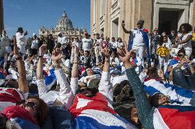 Angelus Noon Prayer - Vatican