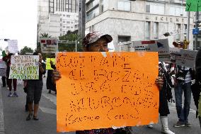 Anti-Vax Protest - Mexico City