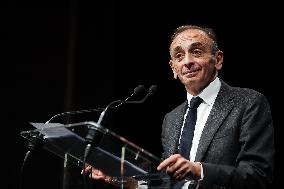 Eric Zemmour Promotes His Book - Biarritz