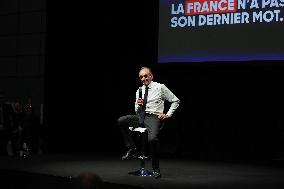 Eric Zemmour Promotes His Book - Biarritz