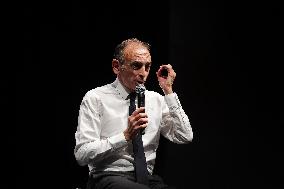 Eric Zemmour Promotes His Book - Biarritz