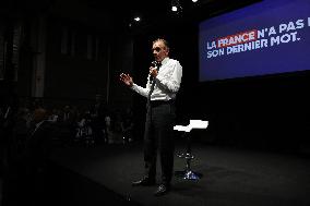 Eric Zemmour Promotes His Book - Biarritz