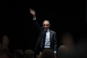 Eric Zemmour Promotes His Book - Biarritz