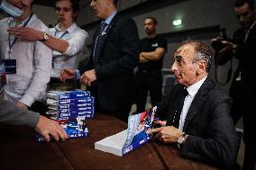 Eric Zemmour Promotes His Book - Biarritz